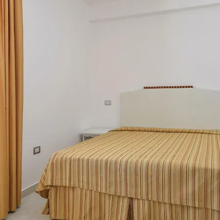 Lejlighed Apt. 6 *