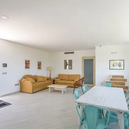 Lejlighed Apt. 6 *