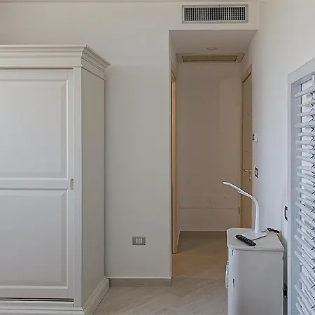Apt. 6 Cirella